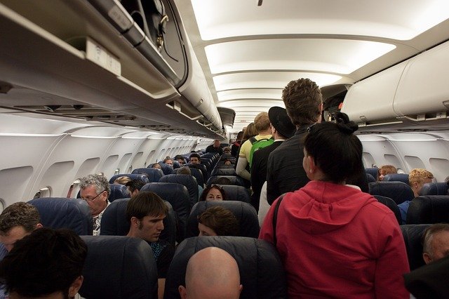 Lessening the Impact of Flying on the Environment - Passengers